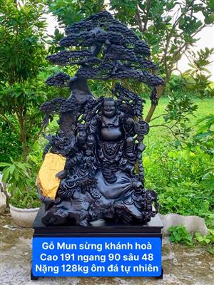 Tượng Di Lặc Đứng GốcTùng Gỗ Mun Sừng Khánh Hòa, Tượng Phật Di Lặc Gỗ Mun Sừng Khánh Hòa
