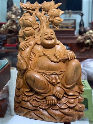 Tượng Phật Di Lặc Ngồi Gánh Đào Gỗ Ngọc Am Thơm Liền Nguyên Khối, Tượng Di Lặc Ngồi Gánh Đào Gỗ Ngọc Am