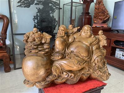 Tượng Phật Di Lặc Gỗ Thủy Tùng, Tượng Di Lặc Gỗ Thủy Tùng Liền Khối Quý Hiếm