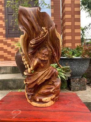 Tượng Đạt Ma Sư Tổ Thế Võ Gỗ Hương Liền Nguyên Khối
